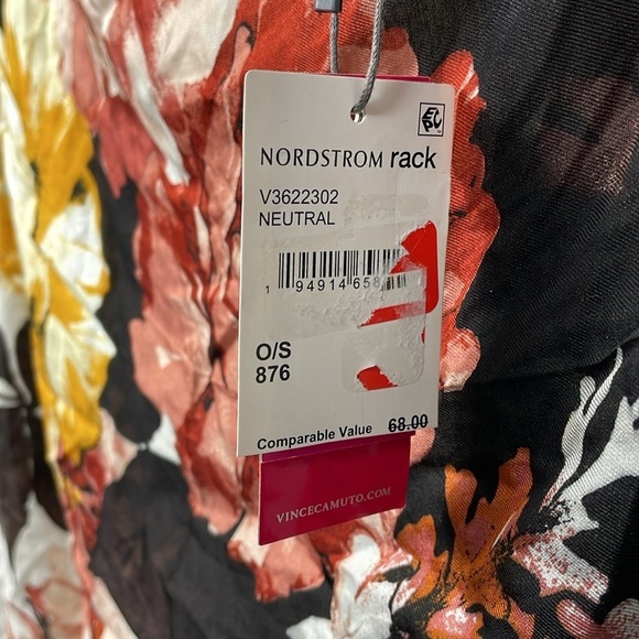 NWT Vince Camuto Floral Print Square Scarf Lightweight Silk Blend - Picture 5 of 8